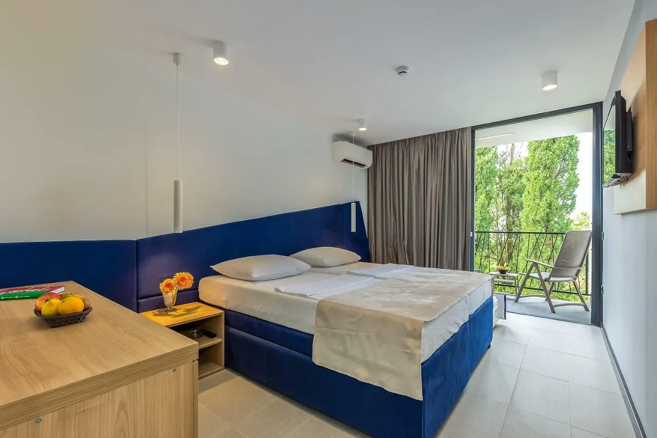 Holiday Resort Ad Turres Crikvenica 3*,